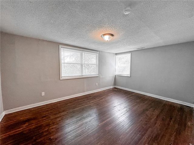 5825 Manchester Drive, Kansas City, MO 64129