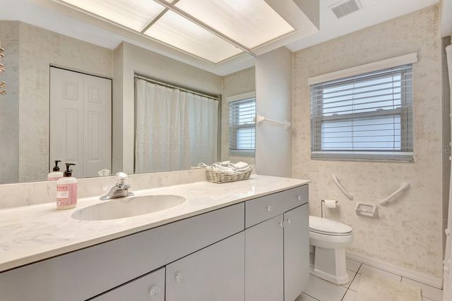 5304 72ND STREET E, Bradenton, FL 34203