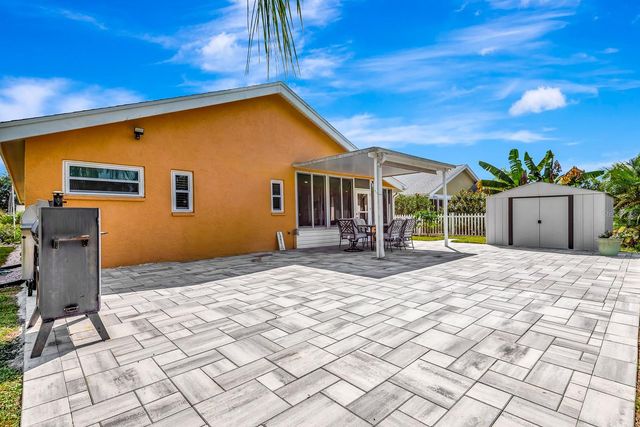 5304 72ND STREET E, Bradenton, FL 34203