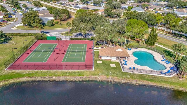 5304 72ND STREET E, Bradenton, FL 34203