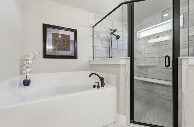 2021 Crystal Palace Boulevard, Alvarado, TX 76009