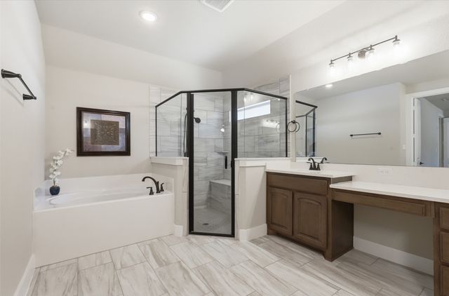 2021 Crystal Palace Boulevard, Alvarado, TX 76009