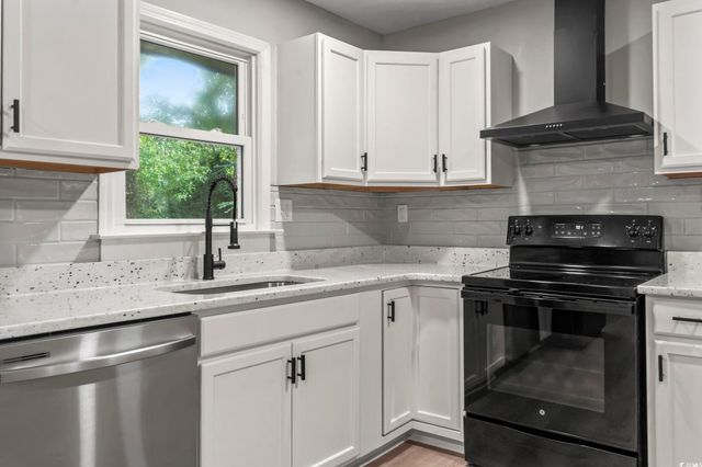 508 Oak Circle Dr., Myrtle Beach, SC 29588