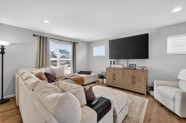 833 Sugar Maple Lane, Verona, WI 53593