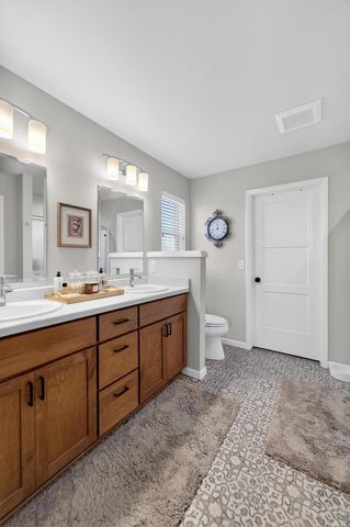 833 Sugar Maple Lane, Verona, WI 53593