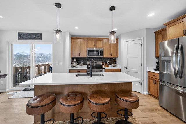 833 Sugar Maple Lane, Verona, WI 53593