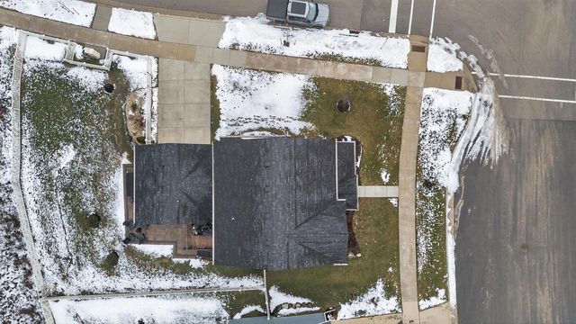 833 Sugar Maple Lane, Verona, WI 53593