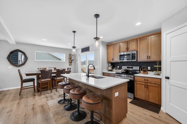 833 Sugar Maple Lane, Verona, WI 53593