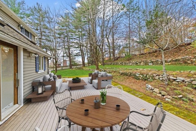 31 Doris Rd, Braintree, MA 02184