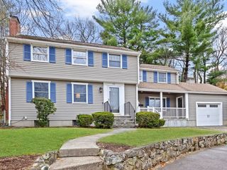 31 Doris Rd, Braintree, MA 02184