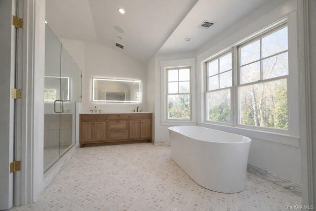 97 Aspatuck Road, Westhampton Beach, NY 11978