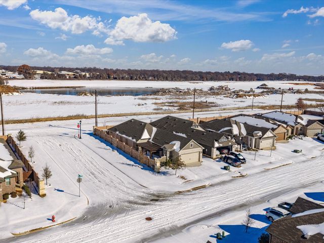 701 Presidio Street, Aubrey, TX 76227