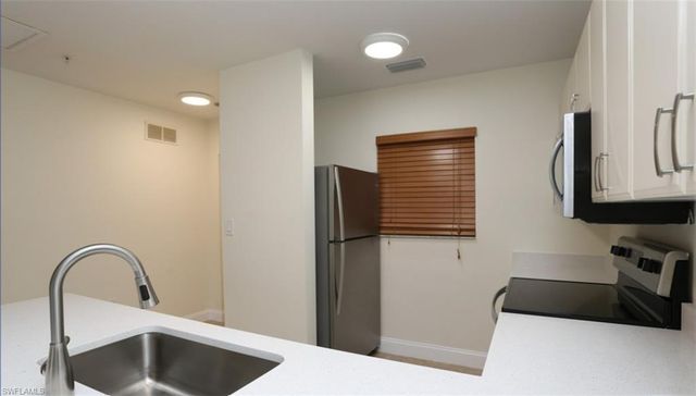 4455 Botanical Place CIR 5-104, Naples, FL 34112