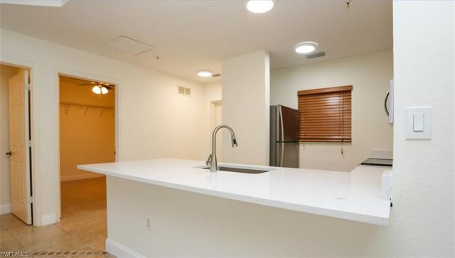 4455 Botanical Place CIR 5-104, Naples, FL 34112