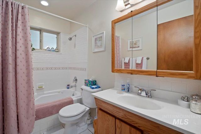 1511 Evergreen Drive, Twin Falls, ID 83301