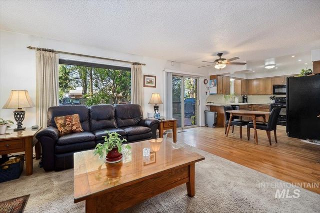 1511 Evergreen Drive, Twin Falls, ID 83301