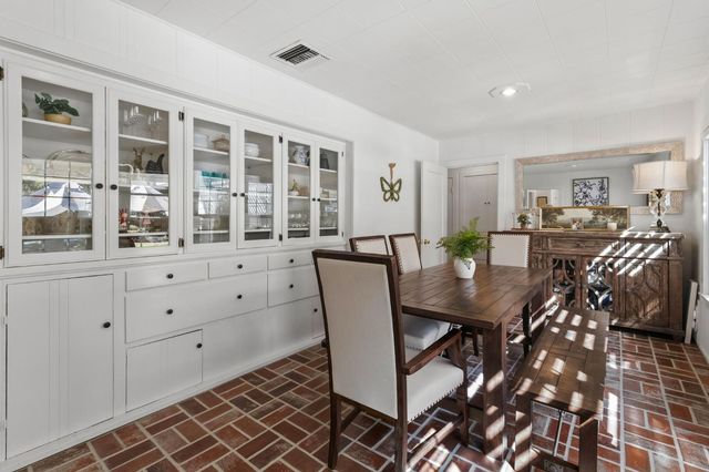 1212 Brady Ave, Modesto, CA 95350