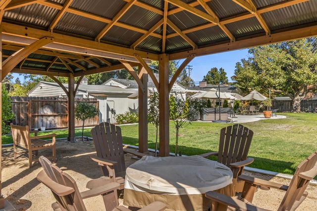 1212 Brady Ave, Modesto, CA 95350