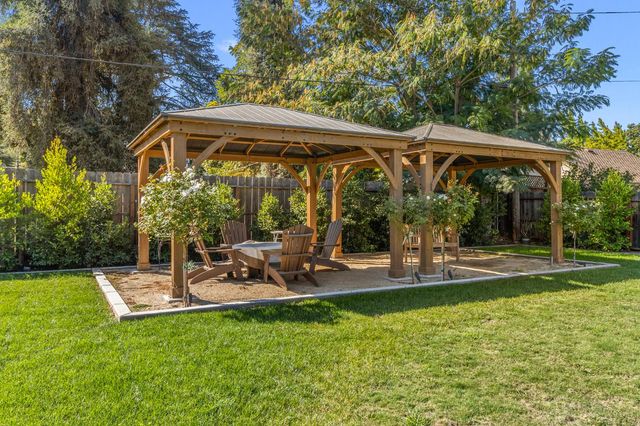 1212 Brady Ave, Modesto, CA 95350