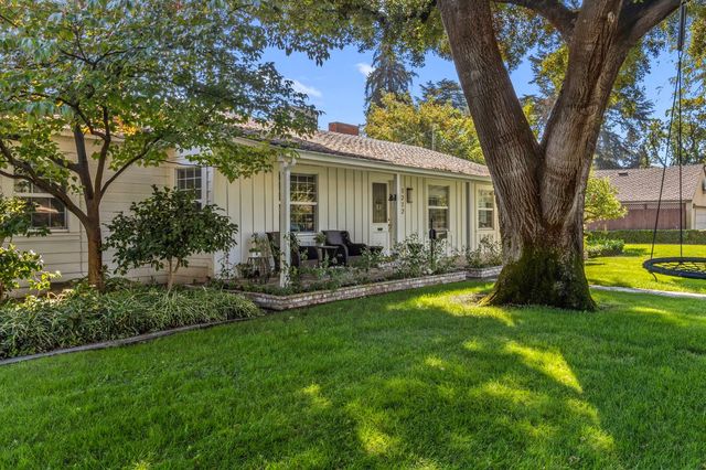 1212 Brady Ave, Modesto, CA 95350