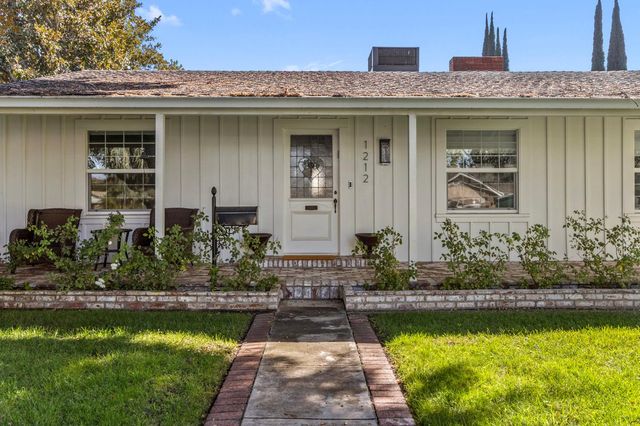 1212 Brady Ave, Modesto, CA 95350