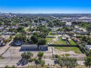 3130 NW 62nd St, Miami, FL 33147