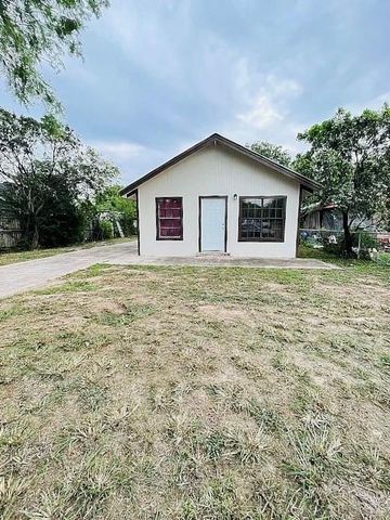 906 W Cooper Street, Edinburg, TX 78541