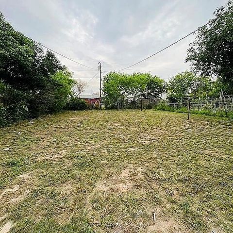 906 W Cooper Street, Edinburg, TX 78541