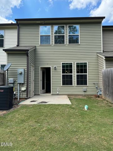 194 River Dell Townes Avenue, Clayton, NC 27527