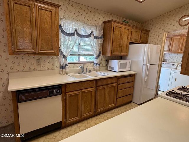 1550 Rory Lane 215, Simi Valley, CA 93063