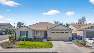 2119 N Applegate Avenue, Fresno, CA 93737