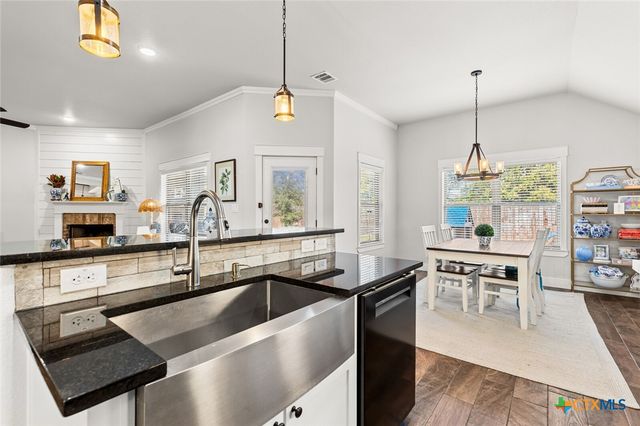 2705 Crystal Ann Drive, Temple, TX 76502