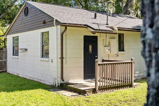 825 NW 19TH AVENUE, Gainesville, FL 32609