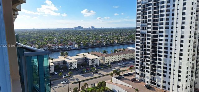 2501 S Ocean Dr PH6, Hollywood, FL 33019
