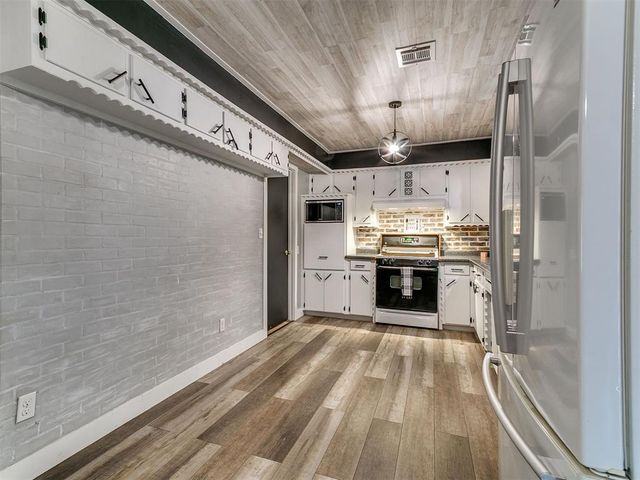 4904 N Shady Nook Way, Spencer, OK 73084