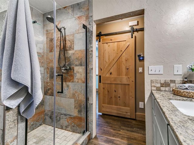 4904 N Shady Nook Way, Spencer, OK 73084