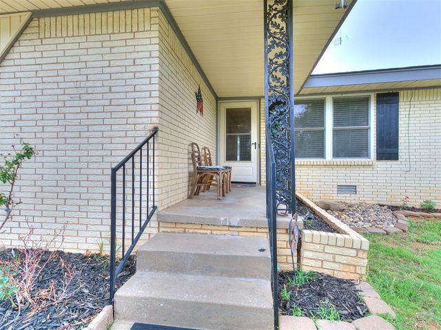 4904 N Shady Nook Way, Spencer, OK 73084