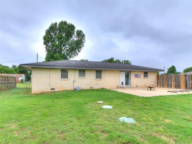 4904 N Shady Nook Way, Spencer, OK 73084
