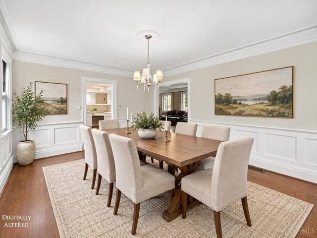 3551 Holly Ln, Cincinnati, OH 45208