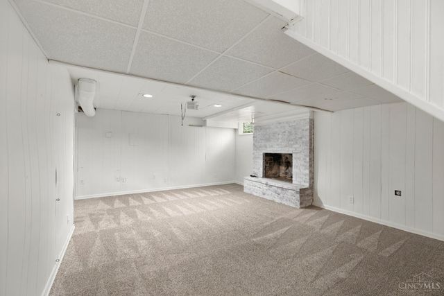 3551 Holly Ln, Cincinnati, OH 45208