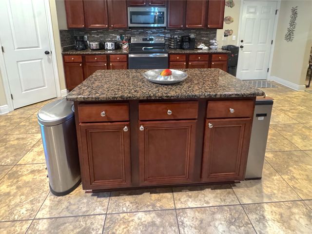 223 Paradise Palm Circle, Crestview, FL 32536