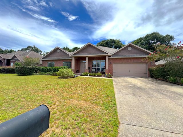 223 Paradise Palm Circle, Crestview, FL 32536