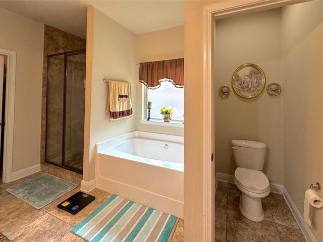 223 Paradise Palm Circle, Crestview, FL 32536