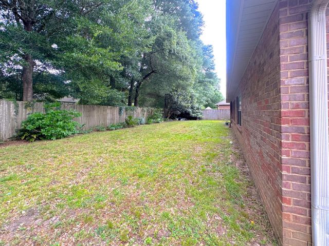 223 Paradise Palm Circle, Crestview, FL 32536