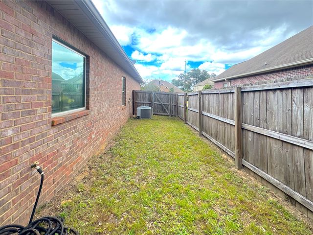 223 Paradise Palm Circle, Crestview, FL 32536