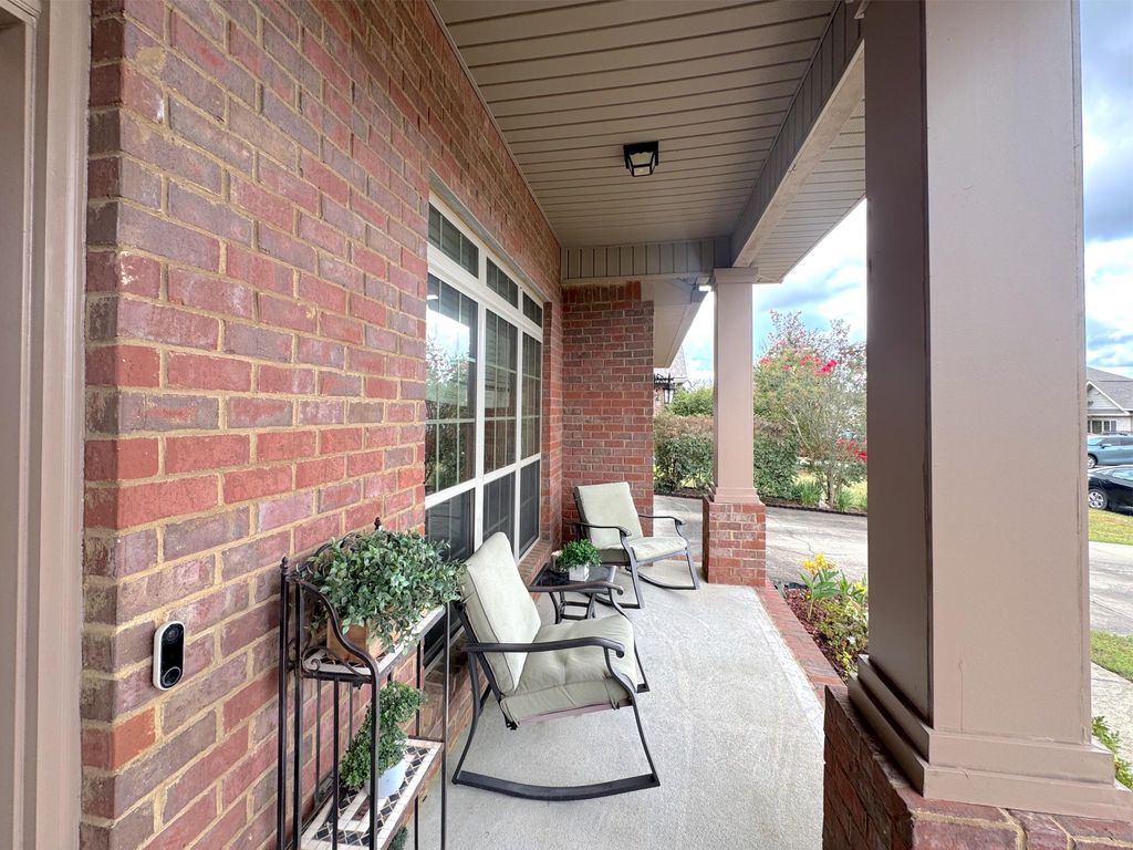 223 Paradise Palm Circle, Crestview, FL 32536