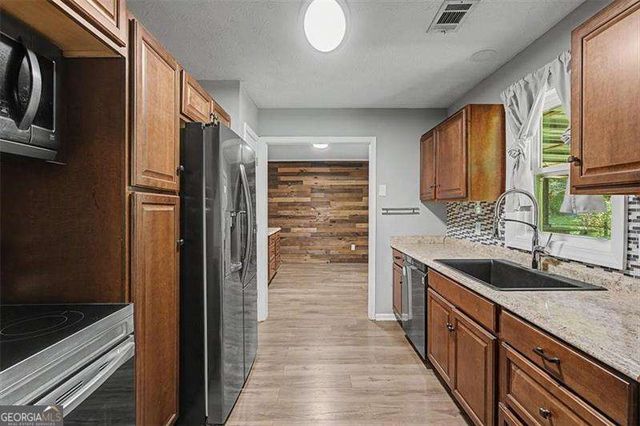 1516 Willow Gate Way, Auburn, GA 30011