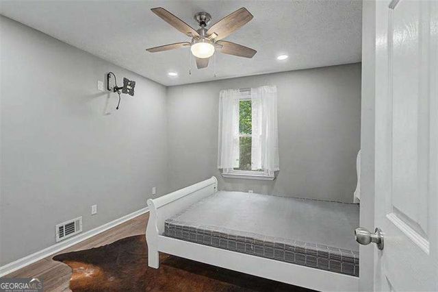 1516 Willow Gate Way, Auburn, GA 30011