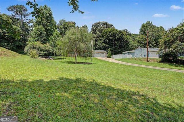 1516 Willow Gate Way, Auburn, GA 30011