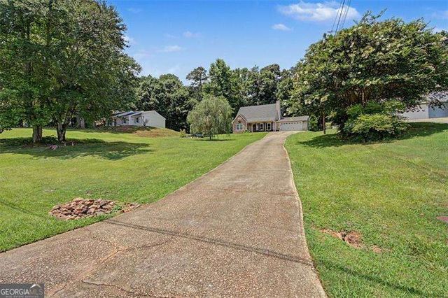1516 Willow Gate Way, Auburn, GA 30011